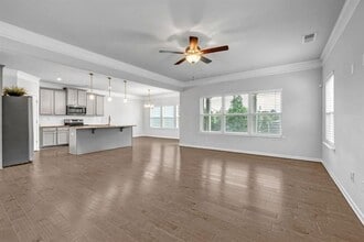 4591 Grenadine Cir in Acworth, GA - Foto de edificio - Building Photo