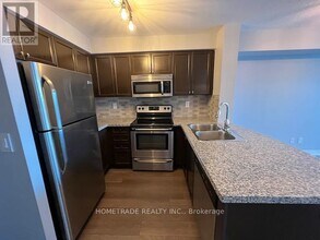 3 Michael Power Pl in Toronto, ON - Building Photo - Building Photo