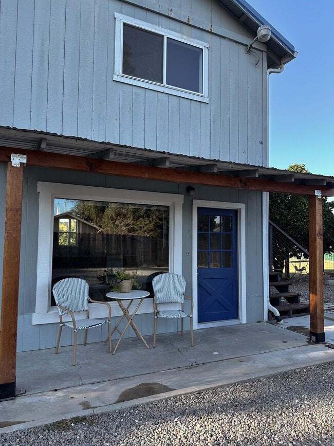 1500 N Johnson Rd, Unit B in Turlock, CA - Building Photo - Building Photo