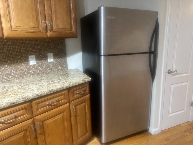 529 54th St in West New York, NJ - Foto de edificio - Building Photo