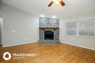 2740 Birdland Ct in Land O Lakes, FL - Foto de edificio - Building Photo