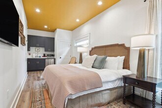 1738 N Rampart St in New Orleans, LA - Foto de edificio - Building Photo