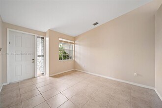 12543 SW 119th Pl in Miami, FL - Building Photo - Building Photo