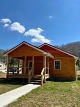 5881 US-23 ALT in Mars Hill, NC - Building Photo - Building Photo