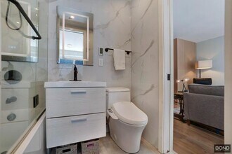 430 W 34th St. in New York, NY - Building Photo - Building Photo