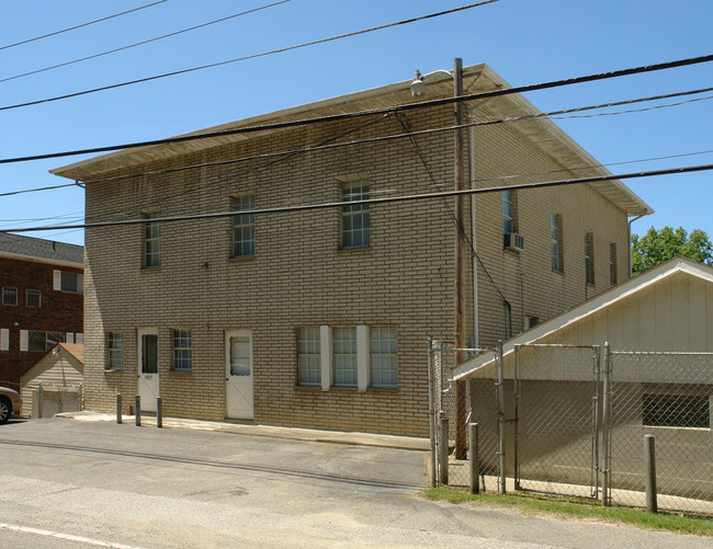 1617 W Dupont Ave in Belle, WV - Building Photo - Building Photo