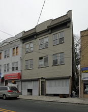 878 Stuyvesant Ave in Irvington, NJ - Building Photo - Building Photo