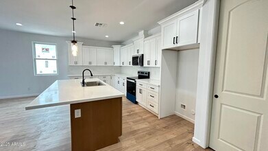 6216 W Sierra Vista Dr in Glendale, AZ - Building Photo - Building Photo