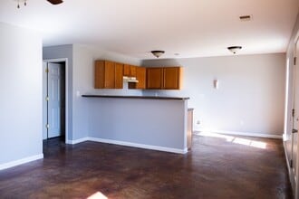 100 Nikki Dr in Senatobia, MS - Building Photo - Building Photo