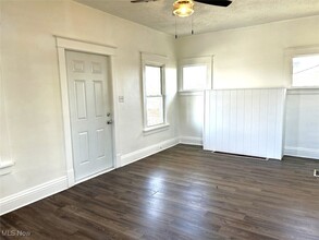 2454 Cleveland Ave in Steubenville, OH - Building Photo - Building Photo