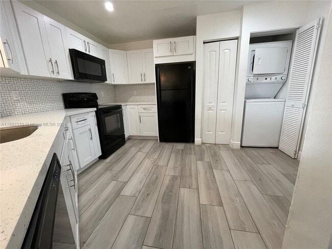 1042 Adams Ave in Homestead, FL - Building Photo - Building Photo