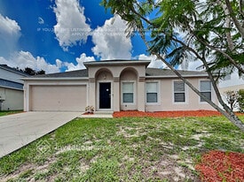 5882 Windridge Dr in Winter Haven, FL - Building Photo