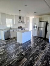 12118 Pitcairn St in Brooksville, FL - Building Photo - Building Photo