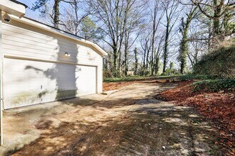 656 Daniel Ave in Decatur, GA - Building Photo - Building Photo