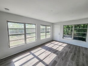 995 Barclay Dr in Cocoa, FL - Building Photo - Building Photo