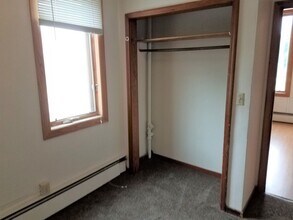 1400 Pine St in La crosse, WI - Building Photo - Building Photo