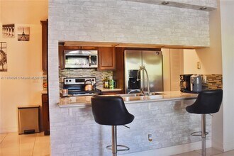 10610 SW 158th Ct in Miami, FL - Building Photo - Building Photo