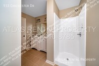 933 Chichester Dr photo'