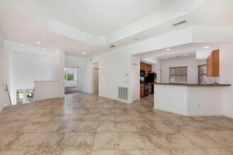 3569 SW Sawgrass Villas Dr in Palm City, FL - Building Photo - Building Photo