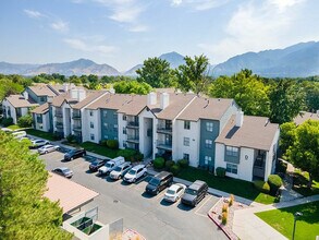 Cottonwood Apartments in Salt Lake City, UT - Building Photo - Building Photo