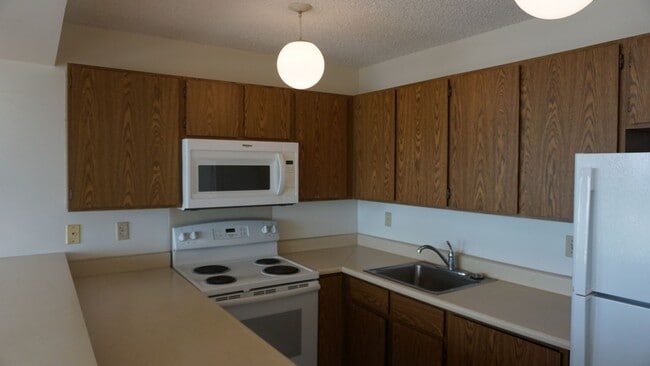 lot 98-402-402 Koauka Loop in Aiea, HI - Building Photo - Building Photo