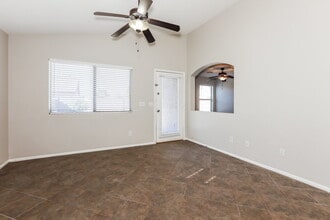 29420 N Blackfoot Daisy Dr in San Tan Valley, AZ - Foto de edificio - Building Photo