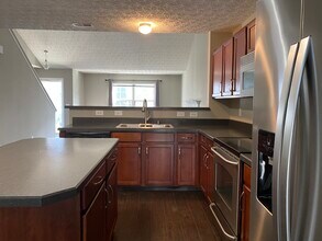 5974 Canyon Creek Dr in Dublin, OH - Building Photo - Building Photo