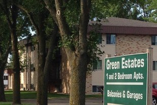 815 Roberts Ave Apartments