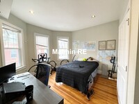 148 Hillside St, Unit 2 in Boston, MA - Foto de edificio - Building Photo