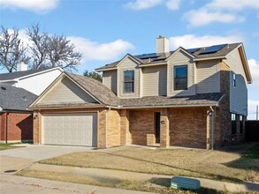 3504 Tours Ln in Plano, TX - Foto de edificio - Building Photo