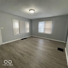 216 N 6th Ave in Beech Grove, IN - Building Photo - Building Photo