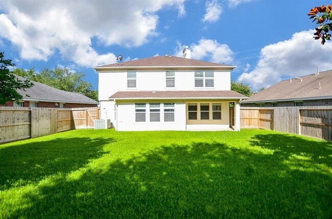 property at 2219 Gable Hollow Ln