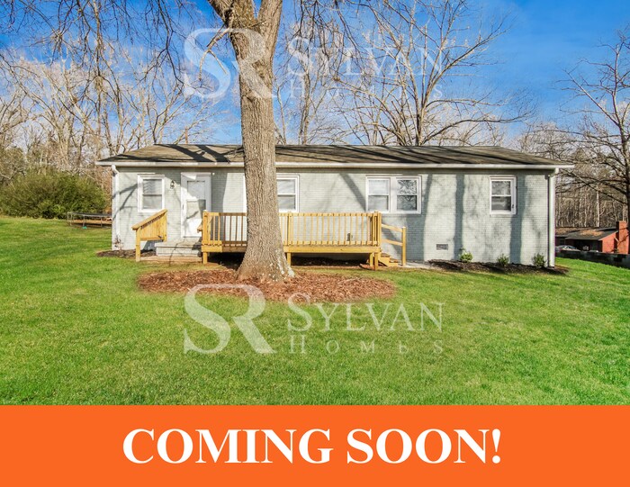 1702 Lakeview Dr in Statesville, NC - Building Photo