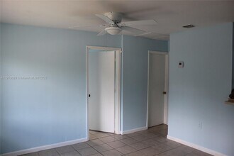 5050 SE Ebbtide Ave in Stuart, FL - Building Photo - Building Photo