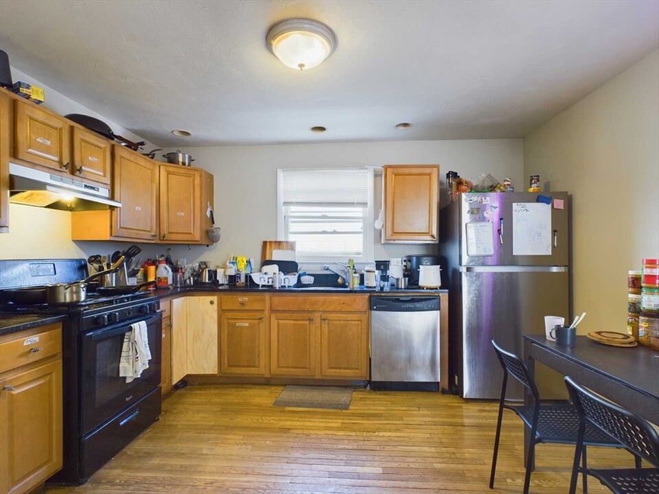 24 Chester St, Unit #1 in Boston, MA - Building Photo