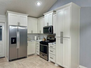 7114 Golden Dale Ct in Cypress, TX - Building Photo - Building Photo