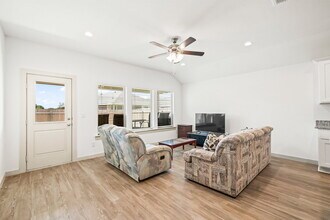 7315 8th St in Lubbock, TX - Building Photo - Building Photo