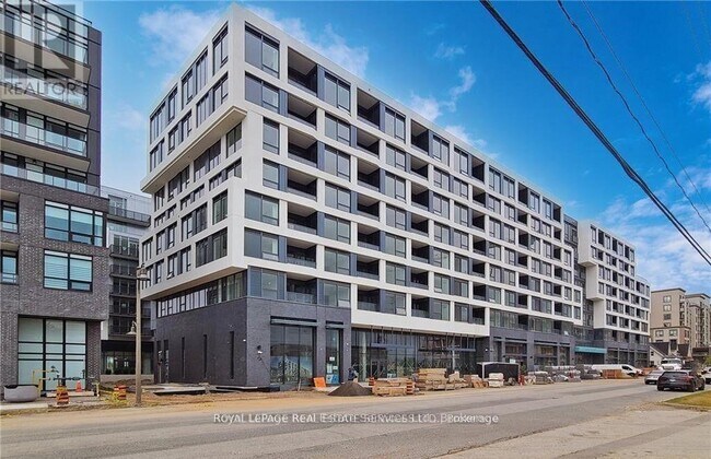property at 2450-2450 Old Bronte Rd