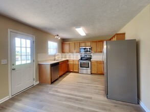 5527 Middlebury Dr in Murfreesboro, TN - Building Photo - Building Photo