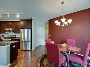 1451 S Halsted St in Chicago, IL - Building Photo - Building Photo