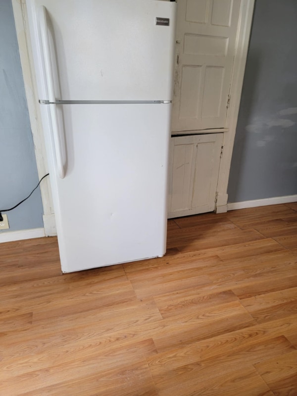 13 Grove Pl, Unit 13 GROVE PLACE APT 2 REAR in Schenectady, NY - Foto de edificio - Building Photo