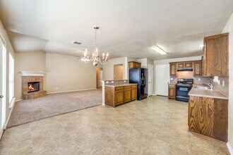 3915 Impatiens View in San Antonio, TX - Building Photo - Building Photo