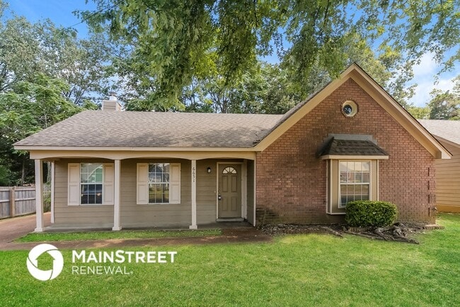 6651 Elmore Woods Cove in Memphis, TN - Foto de edificio - Building Photo