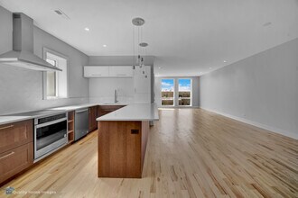 2851 N Clybourn Ave in Chicago, IL - Building Photo - Building Photo