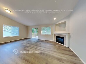 13826 93rd Ave E in Puyallup, WA - Building Photo - Building Photo