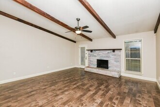 808 Judith St in Burleson, TX - Building Photo - Building Photo