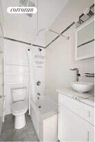 47 W 71st St in New York, NY - Building Photo