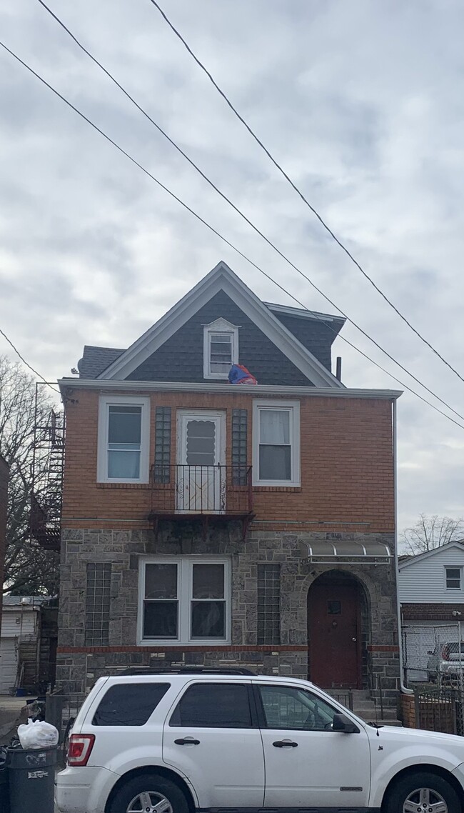 8440 129th St, Unit 1R