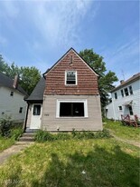 730 Noble Ave in Akron, OH - Building Photo