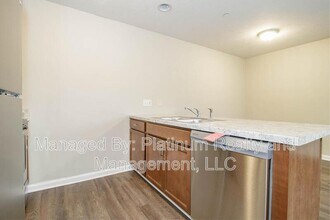 1640 Golf Club Ln in Clarksville, TN - Building Photo - Building Photo